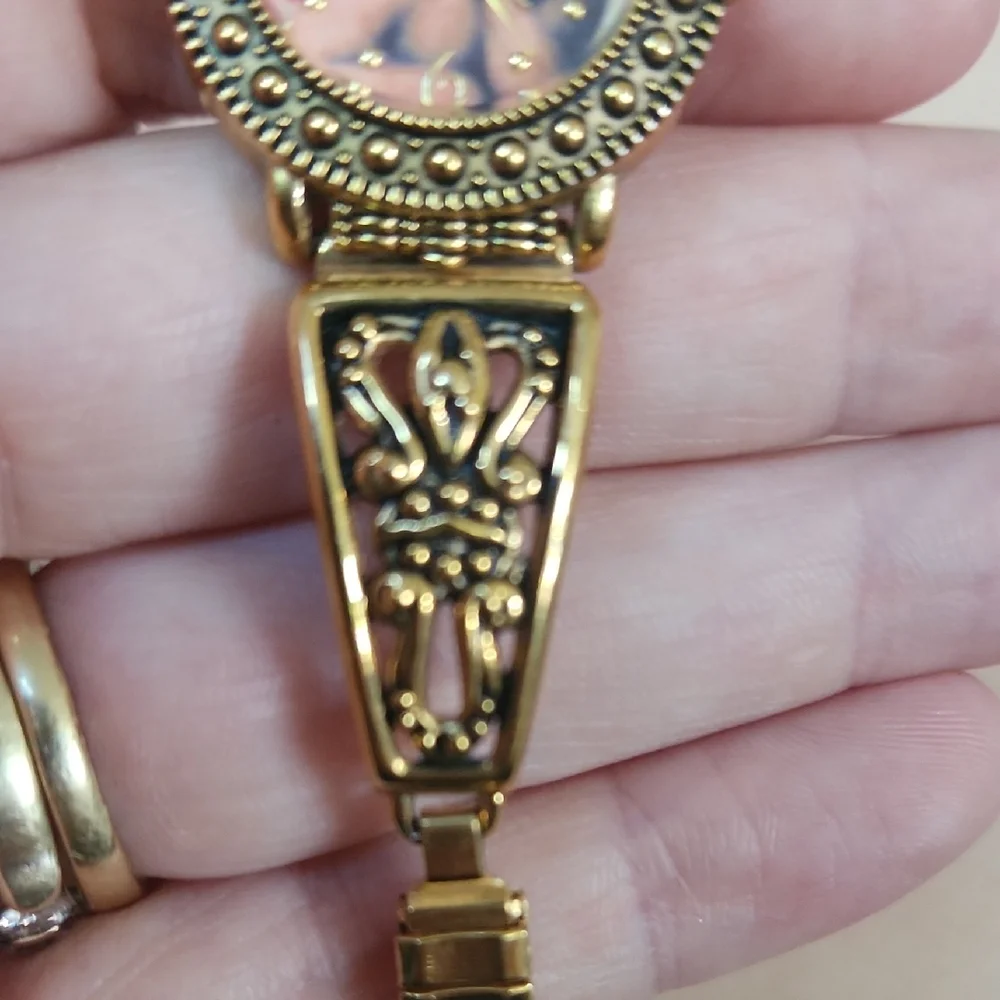 Vintage Seiko Gold Tone Cherub Women's Bracelet Watch‎